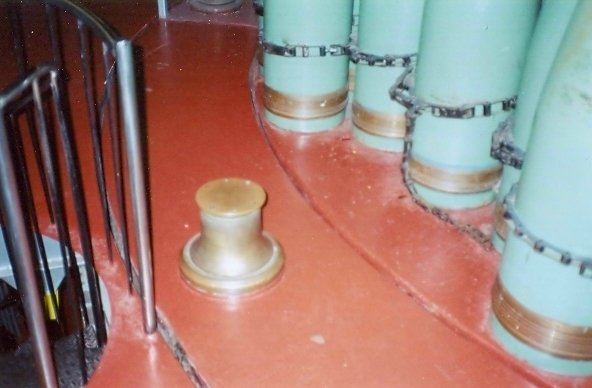 Parbuckling ring, showing inner rotating projectile ring and outer stationary ring.