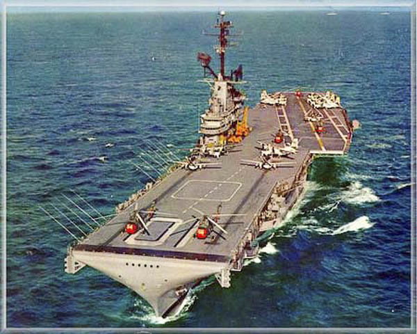 USS Yorktown CV-10 recovering the Apollo 8 capsule in the Pacific, December 1968