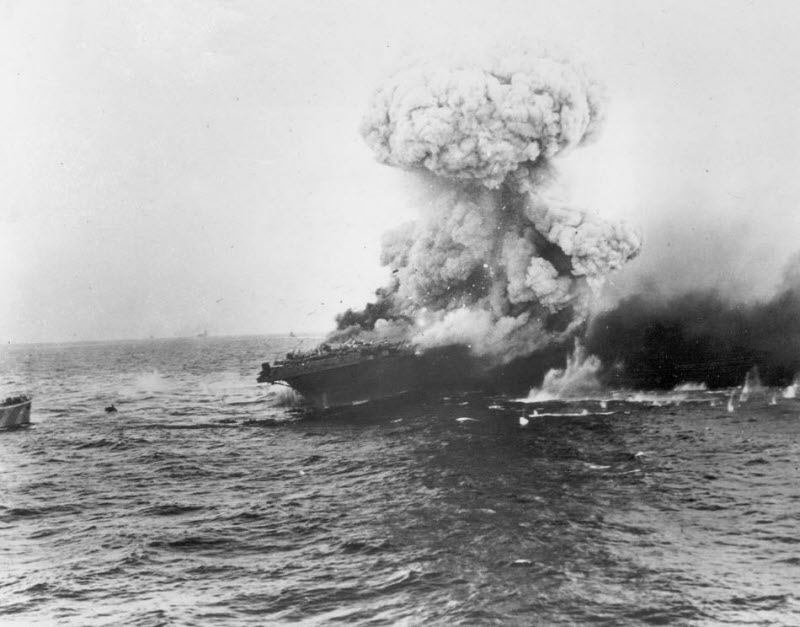 USS Lexington explodes in Battle of the Coral Sea June 1942