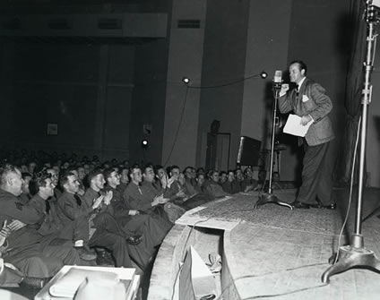 Bob Hope radio broadcast 1943